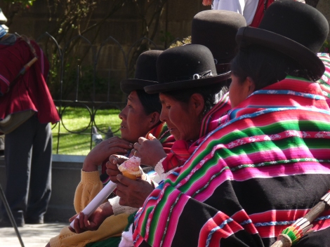 Bolivian Women enjoying the sun in La Paz